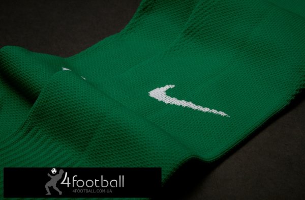 Футбольные гетры Nike Dri-Fit Compression II (Зеленые)
