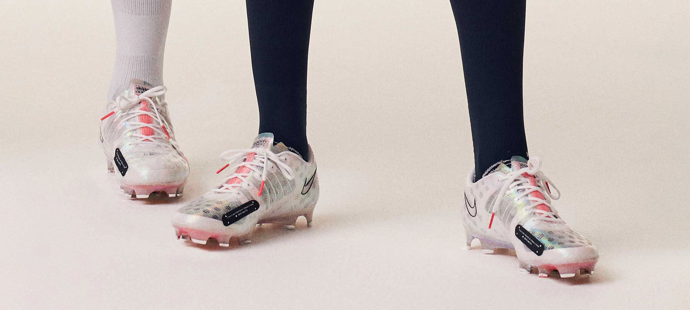 Nike представили концептуально новые футбольные бутсы Air Zoom Mercurial
