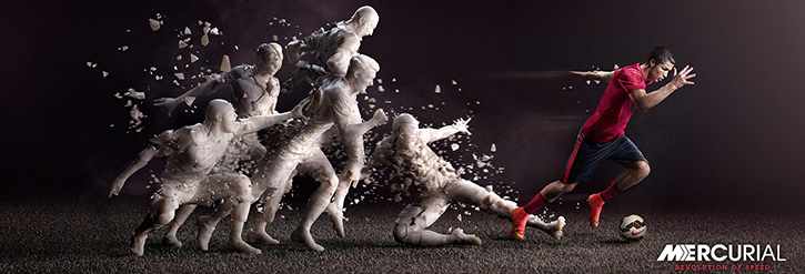 Криштиану Роналду разбивает противников как мраморные статуи в новых Nike Mercurial Superfly.