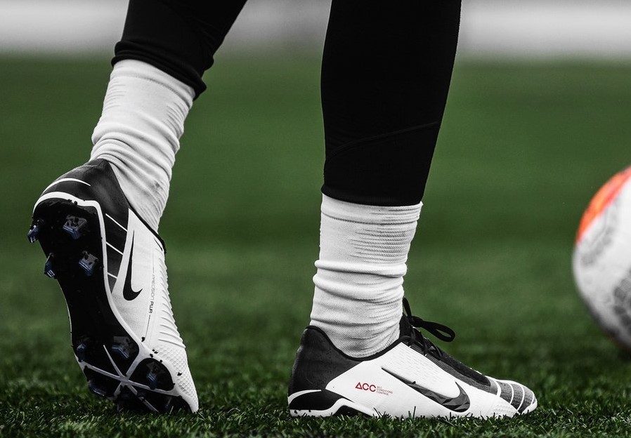 nike phantom vnm t90