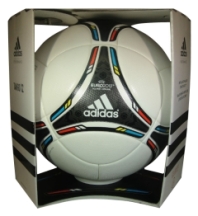 Официальный мяч чемпионата Европы по футболу 2012 в Польше и Украине - «TANGO 12»