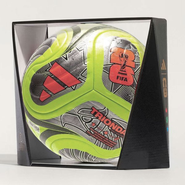 Adidas FIFA World Cup 26 Trionda Pro JD8023 — офіційний м’яч високої видимості - зображення 1