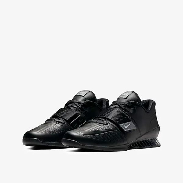 Кросівки Nike Romaleos 3 XD AO7987-001