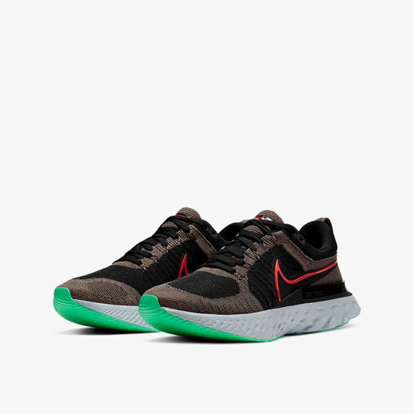 Кросівки для бігу Nike React Infinity Run Flyknit 2 CT2357-200