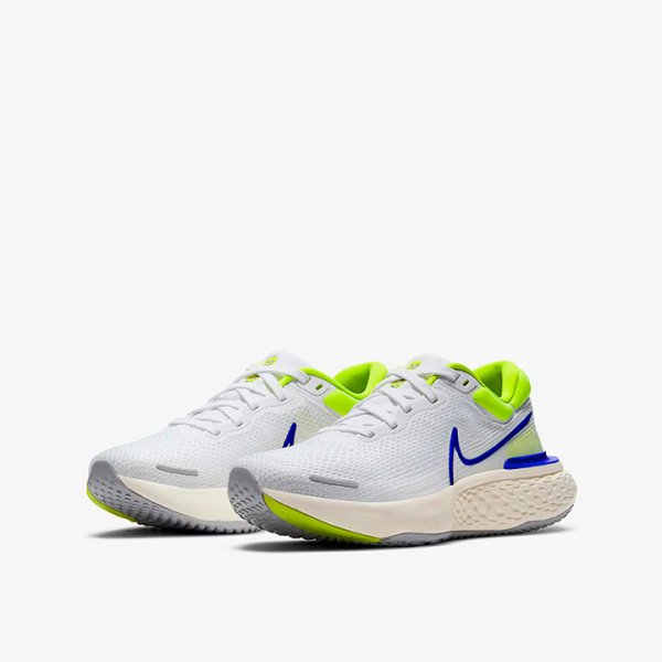 Кросівки для бігу Nike Air ZoomX Invincible Run Flyknit CT2228-101