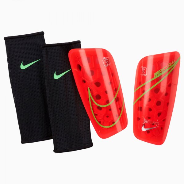 Футбольні щитки Nike Mercurial Lite Guard SP2120-635