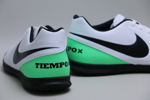 Футзалки Nike Tiempo RIO III IC 819234-103 819234-103