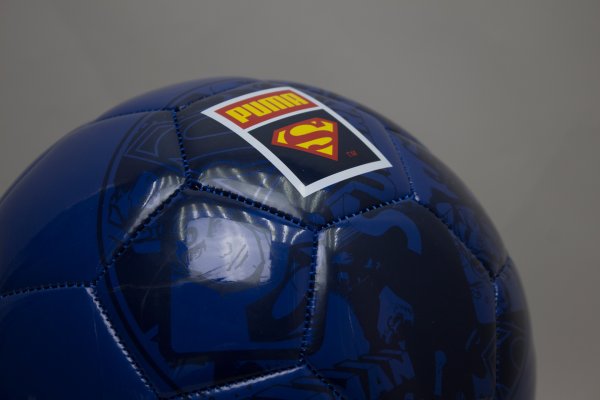 Детский футбольный мяч Puma Superhero Lite 350g Размер·4 Superman 082763-51 082763-51