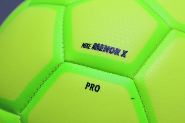 Футзальный мяч Nike MENOR X SC3039-702 SC3039-702