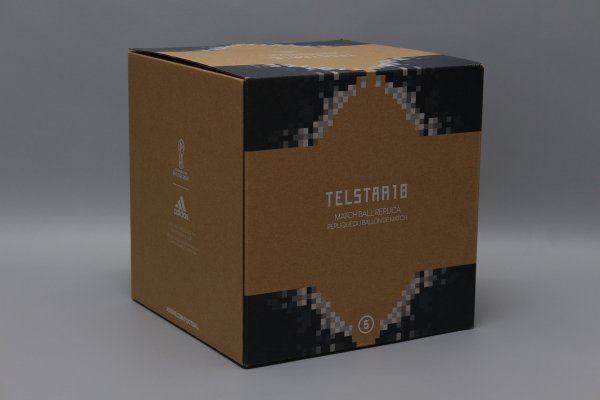 Мяч Чемпионата мира 2018 Adidas Telstar TopTrain | Подарочная коробка Размер-5 CD8506