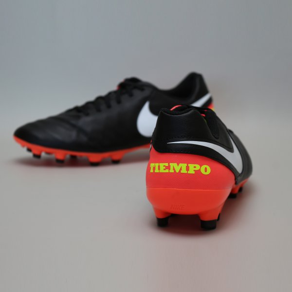 Бутсы Nike Tiempo GENIO II Leather FG 819213-018 Black/Orange 819213-018