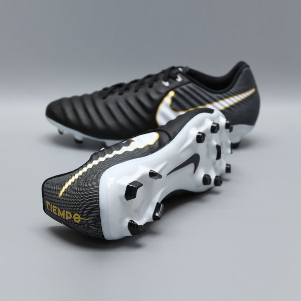 Бутсы Nike Tiempo Ligera IV FG 897744-002 black-gold 897744-002
