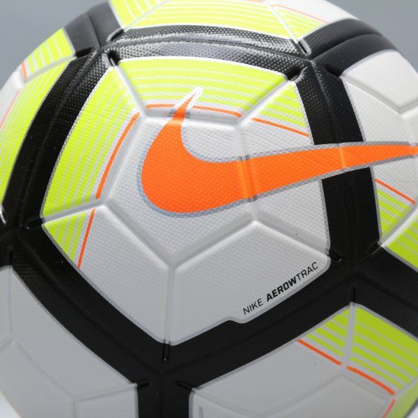 Футбольный мяч Nike Magia FIFA PRO SC3253-100
