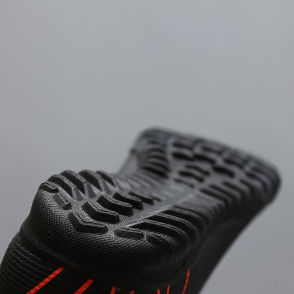 Сороконожки Nike Mercurial Vapor 12 Academy TF AH7384-081