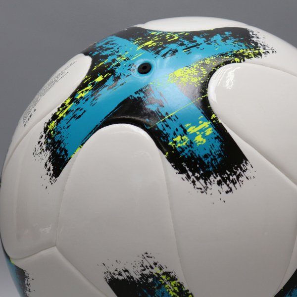 Детский футбольный мяч Adidas Junior 350g TORFABRIK Размер-5 | BS3511 BS3511