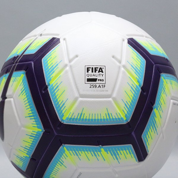 Футбольный мяч Nike Magia Premier League 2019 SC3320 100 SC3320-100