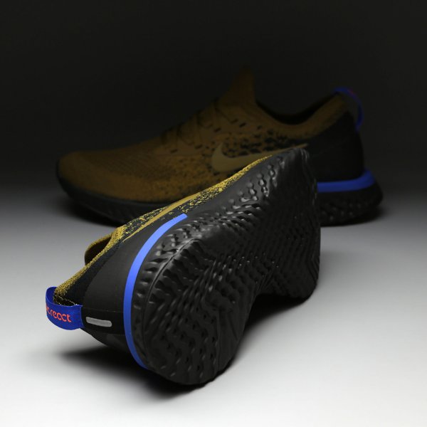 Кросівки Nike Epic React Flyknit AQ0067-301