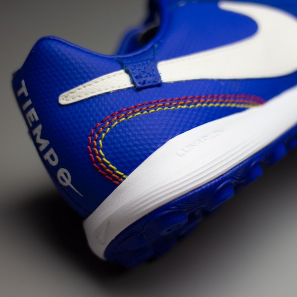 Сороконожки Nike Tiempo Ronaldinho Lunar Legend Pro 10R AQ2212-410