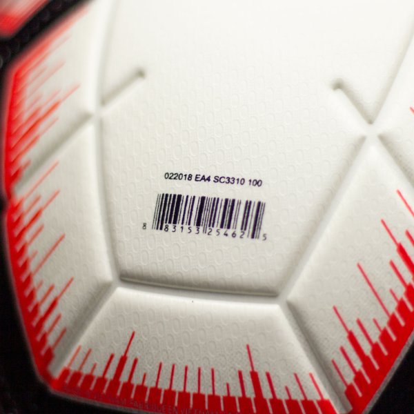 Футбольный мяч Nike Strike Размер-5 SC3310-100