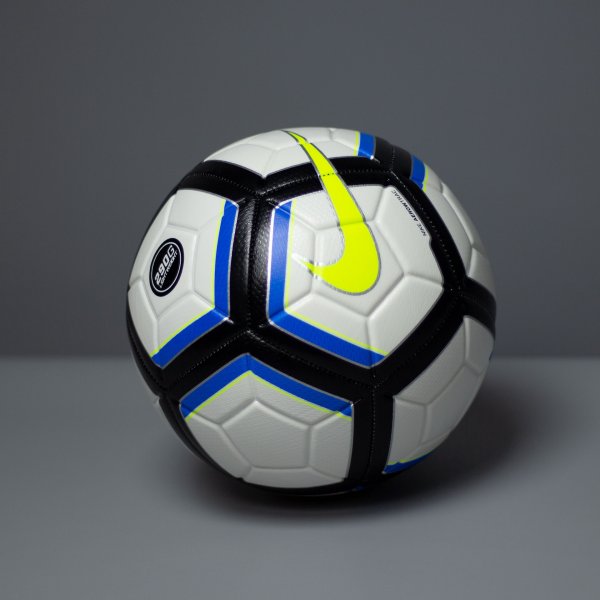 Дитячий футбольний м'яч Nike Strike 290 грам | Розмір·4 SC3485-100