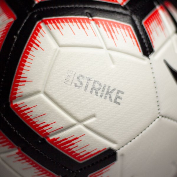 Футбольный мяч Nike Strike Размер·3 SC3310-100