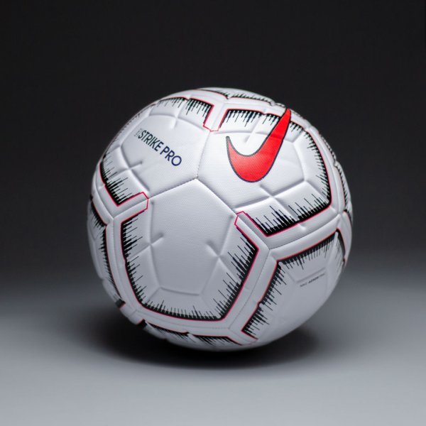 Футбольный мяч Nike Strike PRO FIFA SC3937-100