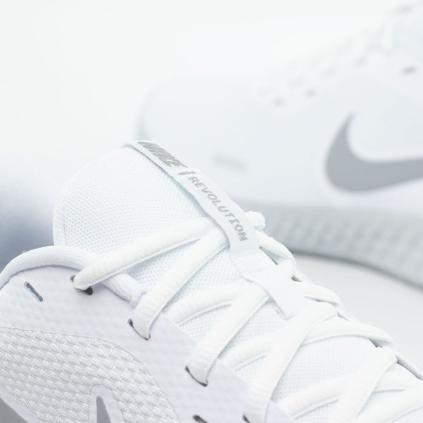 Кросівки для бігу Nike Revolution 5 BQ3204-100 BQ3204-100 #7