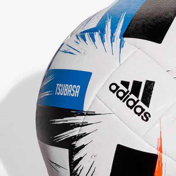 Футбольный мяч Adidas Tsubasa Training FR8370