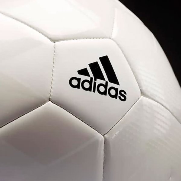 Футбольный мяч Adidas Real Madrid 17/18 Madrid Football CW4156