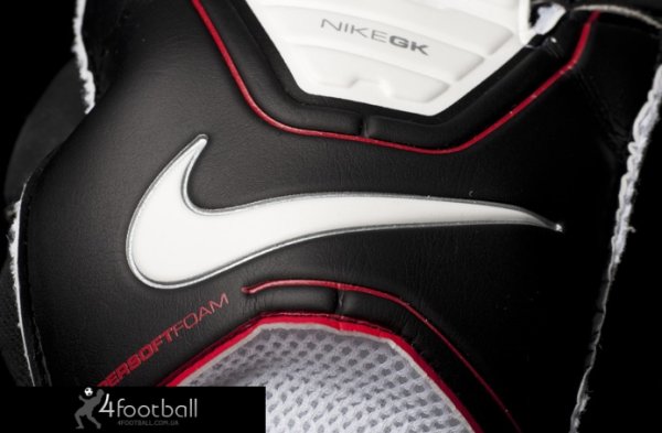 Вратарские перчатки подростковые Nike GK Grip 3