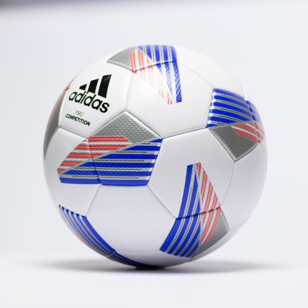 Футбольний м'яч adidas Tiro Competition FIFA PRO  FS0392 FS0392 #2