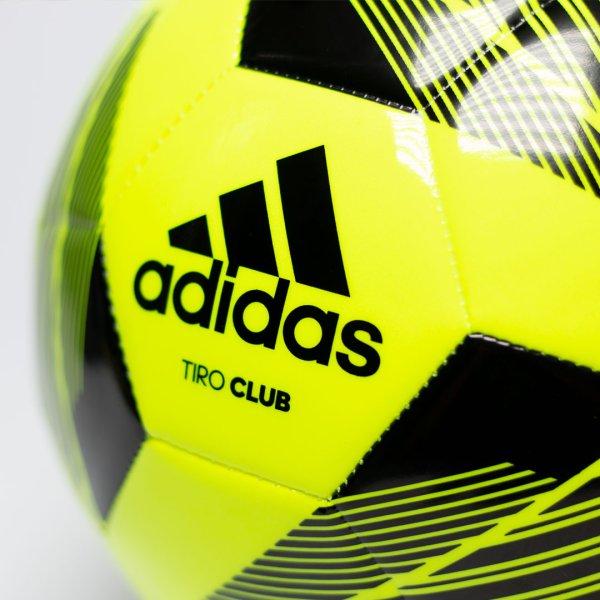 Футбольний м'яч adidas Tiro Club №5 FS0366 FS0366 #4