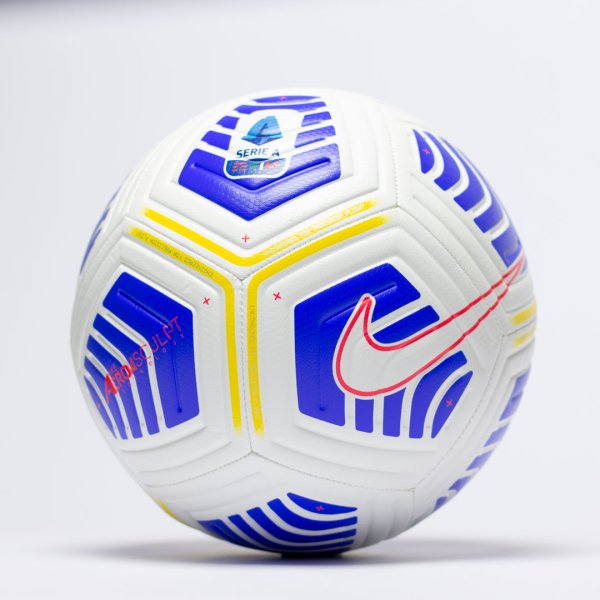 Футбольный мяч Nike Strike AerowSculpt Seria A CQ7322-100