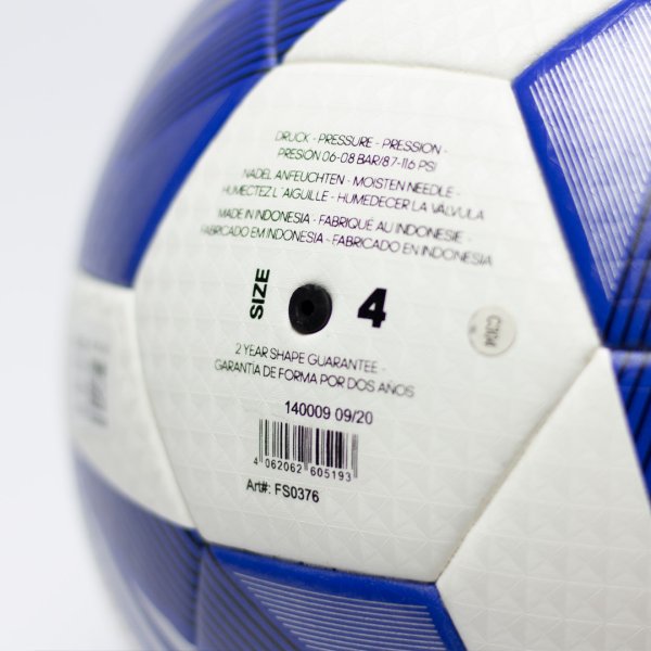 Футбольний м'яч adidas Tiro League Artificial для штучного газону №4 FS0387 FS0387 #2