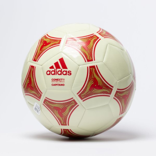 Футбольный мяч Adidas Conext 19 Capitano DN8640