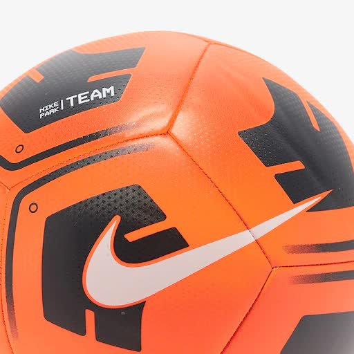 Футбольный мяч
Nike Park 21 Football.  CU8033-810
