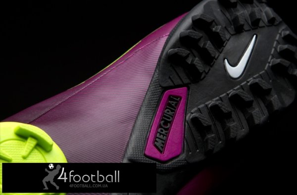 Детские сороконожки Nike Mercurial Victory TF (фиолетовые/молнии)