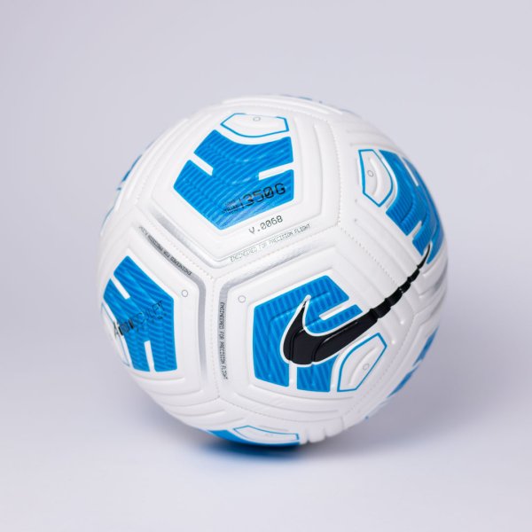 Дитячий футбольний м'яч Nike Strike Light 350g CU8064-100 Розмір·3