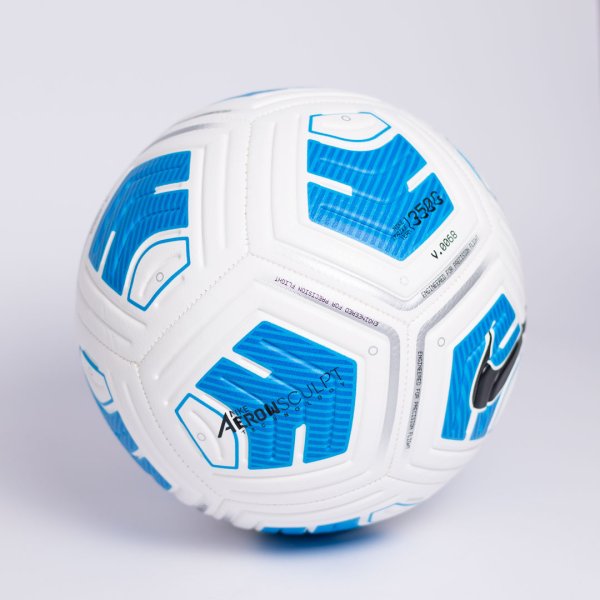 Детский футбольный мяч Nike Strike Light 350g CU8064-100 Размер·3