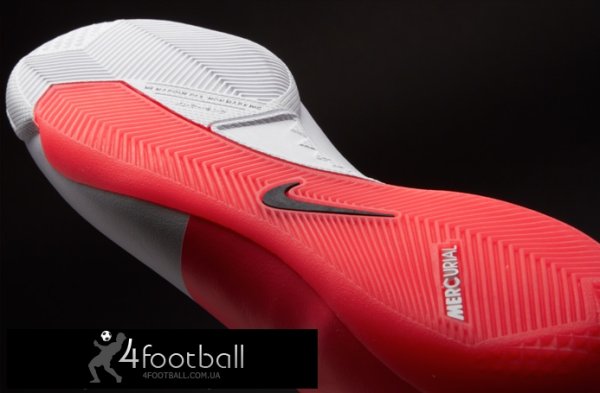 Детские футзалки Nike Mercurial Victory III IC (EURO 2012)