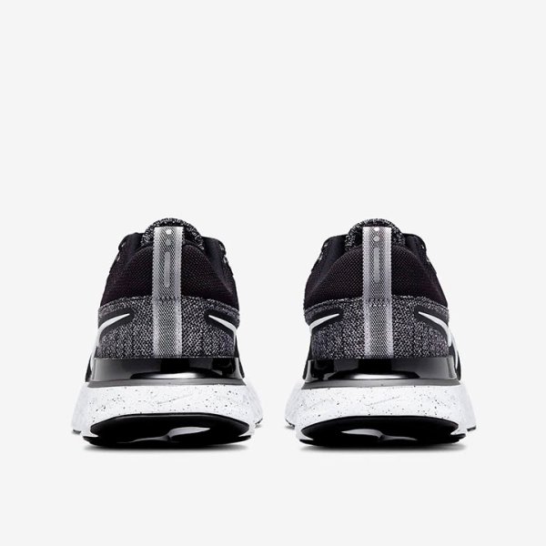 Кроссовки для бега Nike React Infinity Run Flyknit 2 CT2357-101