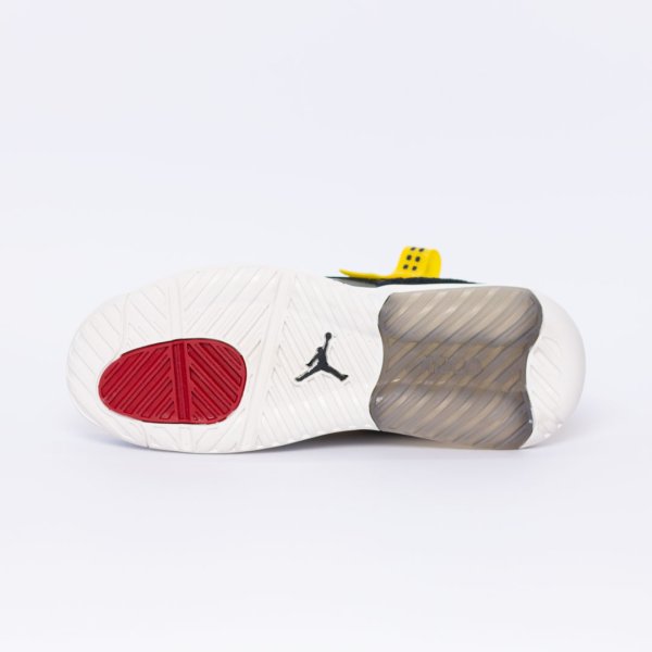 Кроссовки Nike Jordan MA2 CV8122-700