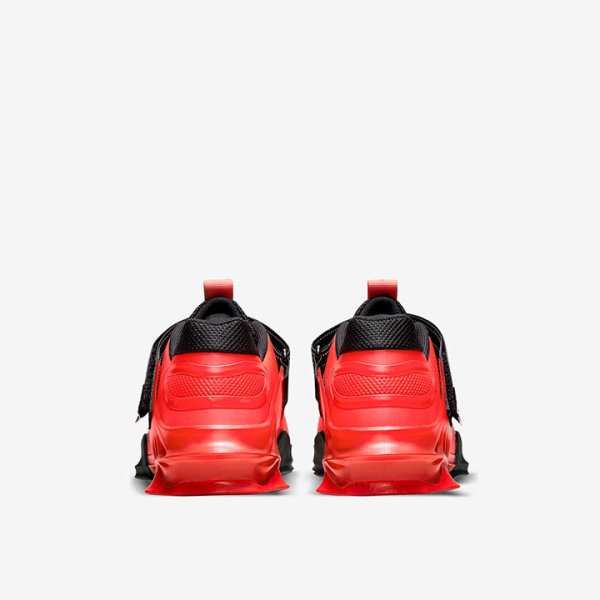 Кросівки Nike Savaleos CV5708-606