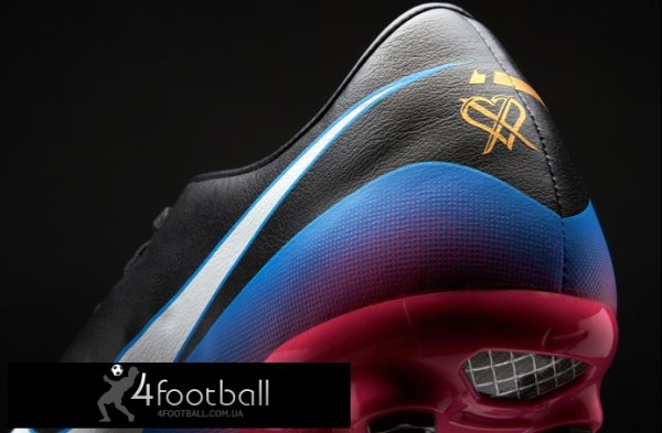 Бутсы Nike Mercurial Vapor VIII ACC SG Pro CR7 "Cristiano Ronaldo limited edition"