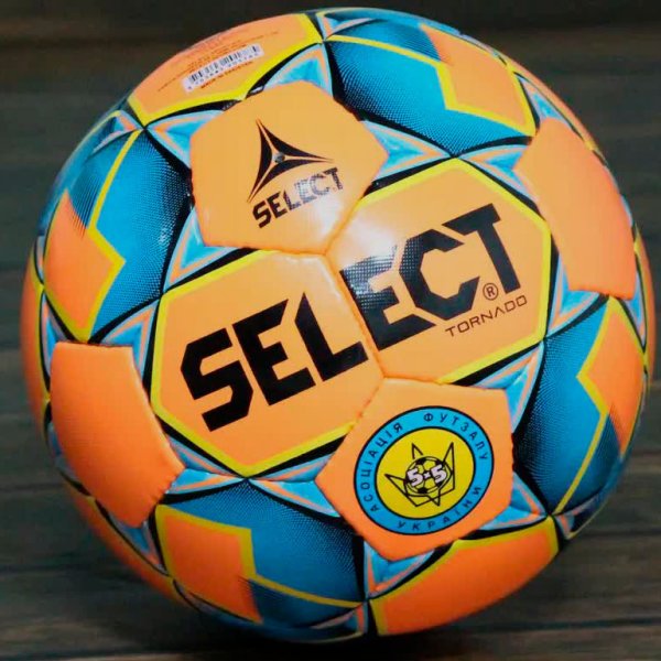 Футзальний м'яч Select Futsal Tornado FIFA PRO АФУ 5703543222704 Розмір Pro