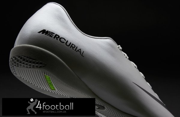 Футзалки Nike Mercurial Victory IV IC (платина)