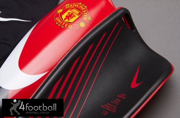 Футбольные щитки Nike Mercurial Lite Limited Edition - Manchester United (Манчестер Юнайтед)