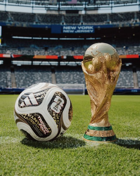 adidas FIFA World Cup 26™ Trionda Finals Pro JY8928 — официальный мяч финала Чемпионата мира 2026 - изображение 6