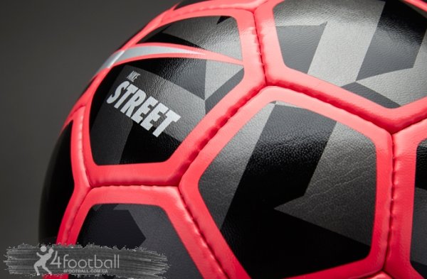 Футбольный мяч повышенной прочности - Nike Duro Street 2015 Размер·4 (Профессиональный)