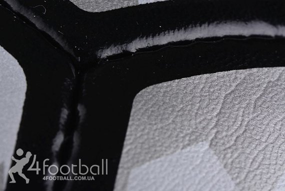 Футбольный мяч повышенной прочности - Nike Duro Reflect 2015 Размер·4 (Профессиональный)